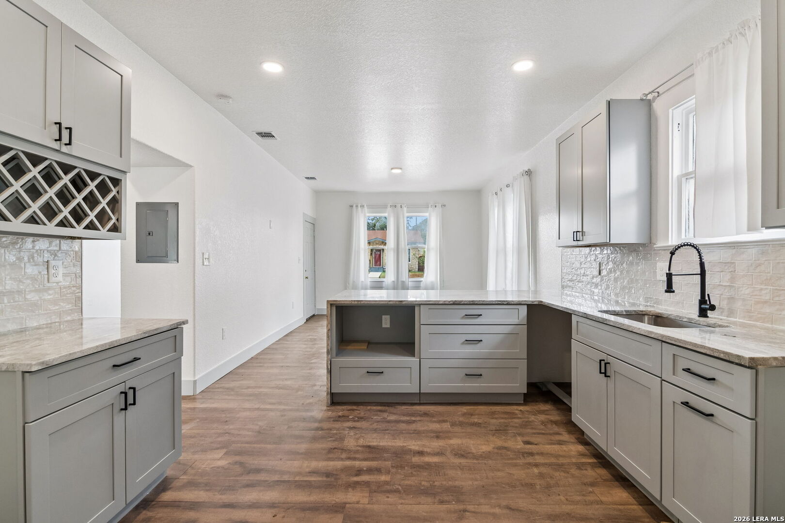 637 Canton San Antonio TX 78202