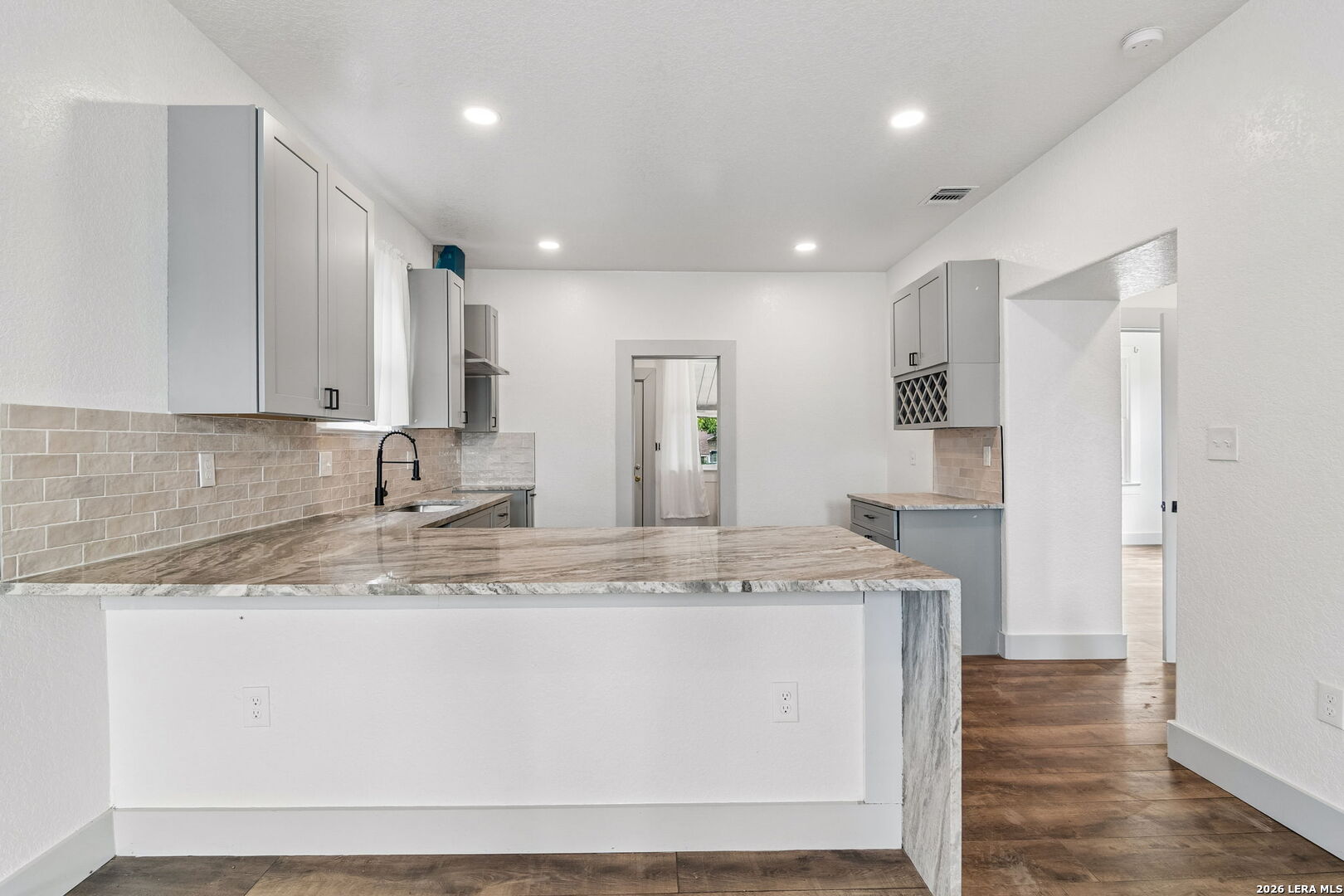637 Canton San Antonio TX 78202