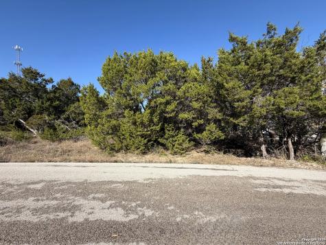 545-561 Lake Park Loop Canyon Lake TX 78133