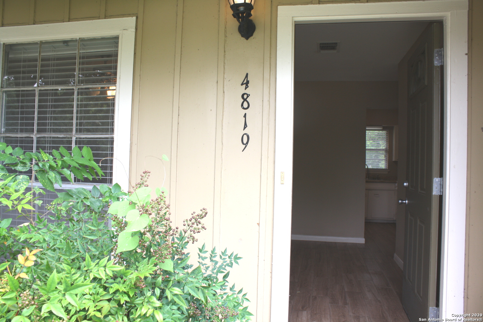 4819 Newcome Drive San Antonio TX 78229