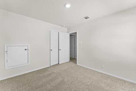 211 Lucy Landing San Antonio TX 78245