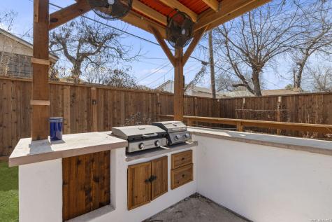 1526 Schley San Antonio TX 78210