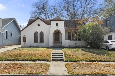 1526 Schley San Antonio TX 78210