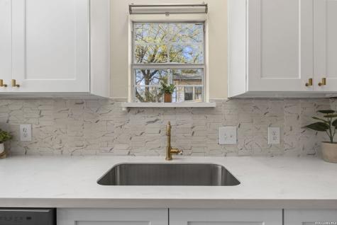 1526 Schley San Antonio TX 78210