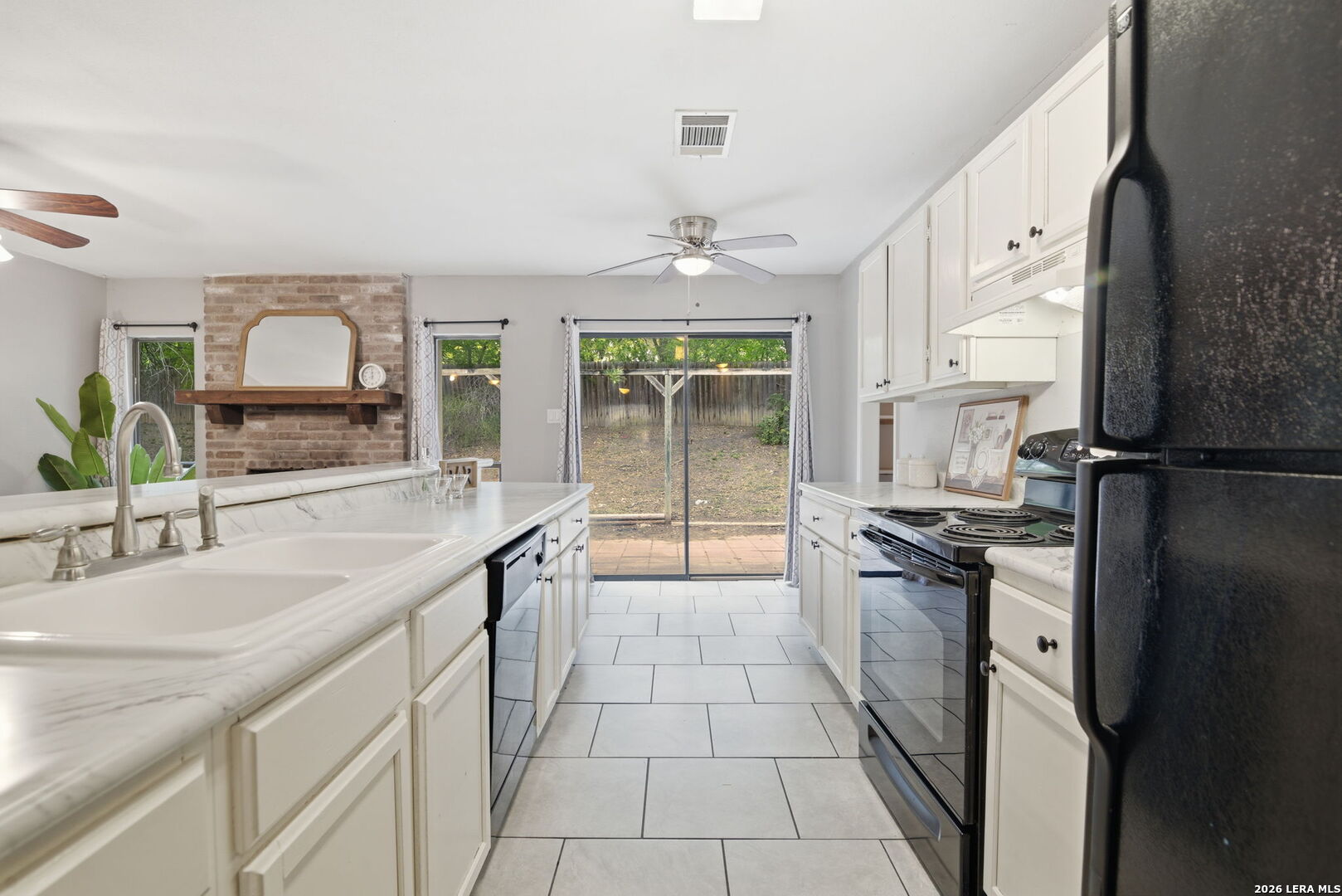 802 Thrasher San Antonio TX 78245