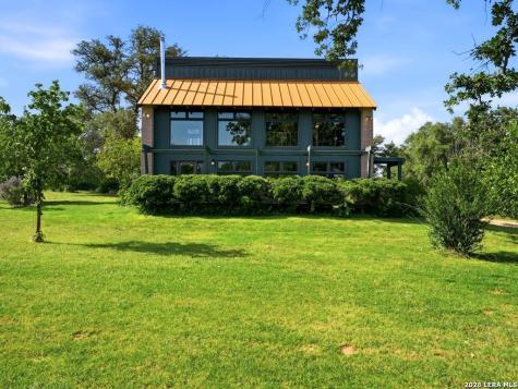 213 Cardinal Lane Fredericksburg TX 78624