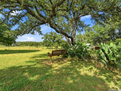 213 Cardinal Lane Fredericksburg TX 78624