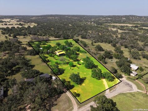 213 Cardinal Lane Fredericksburg TX 78624