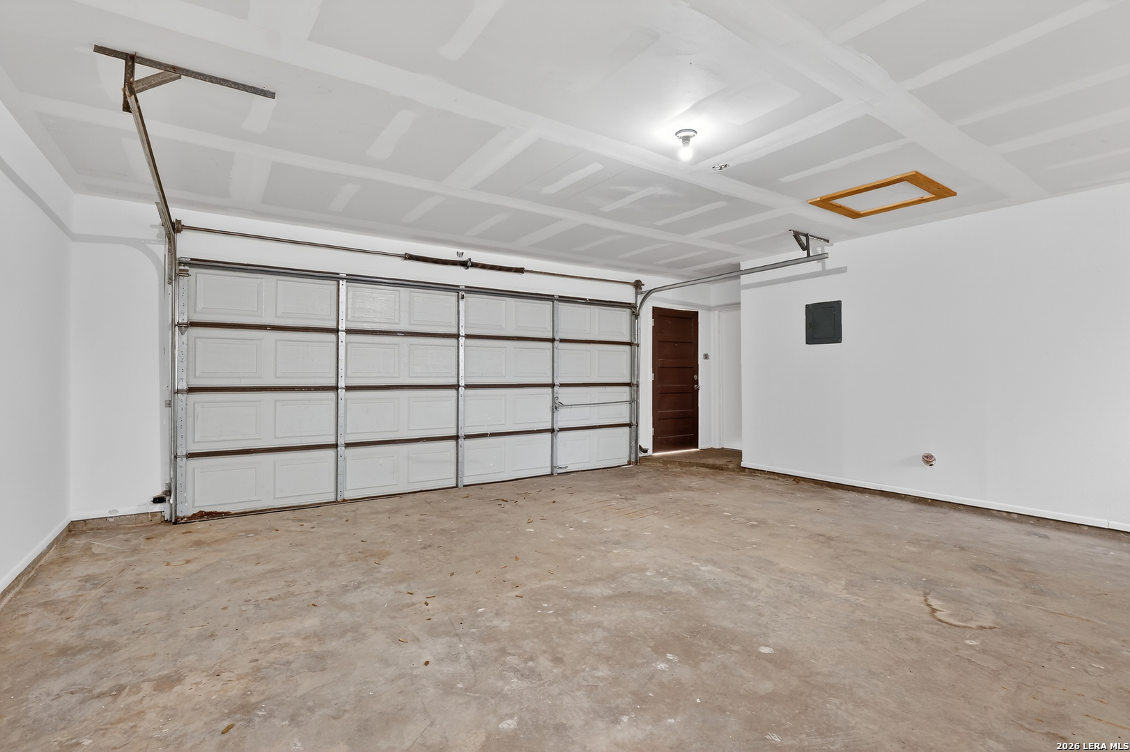 330 Chaparral Pleasanton TX 78064