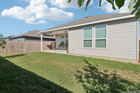 1106 Pigeon Lane Marion TX 78124