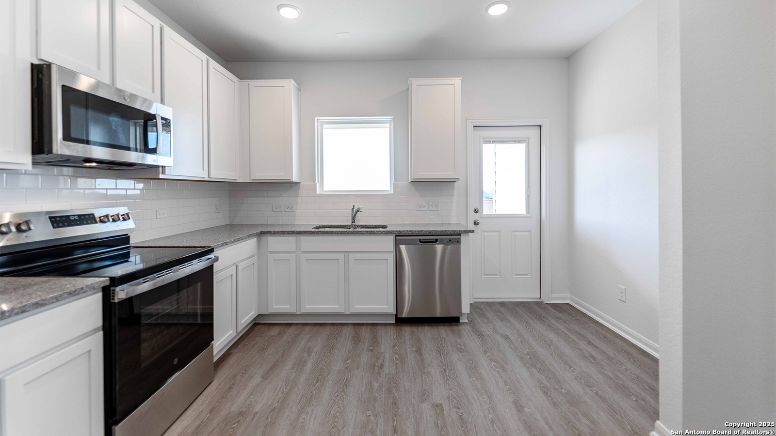 11154 Schmidt Lane Converse TX 78109