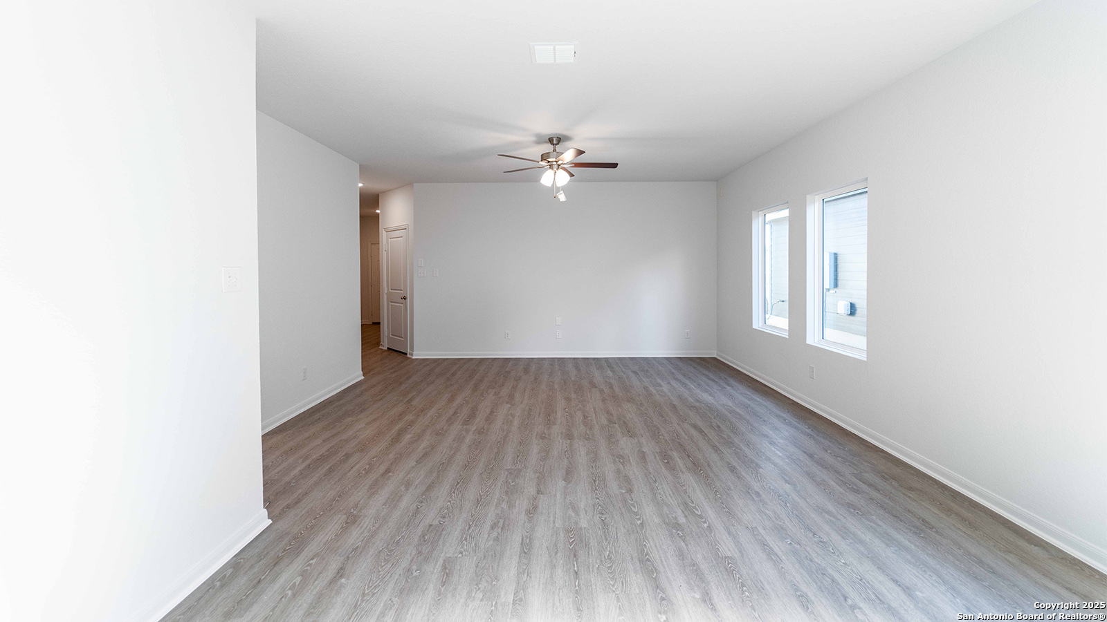 11154 Schmidt Lane Converse TX 78109