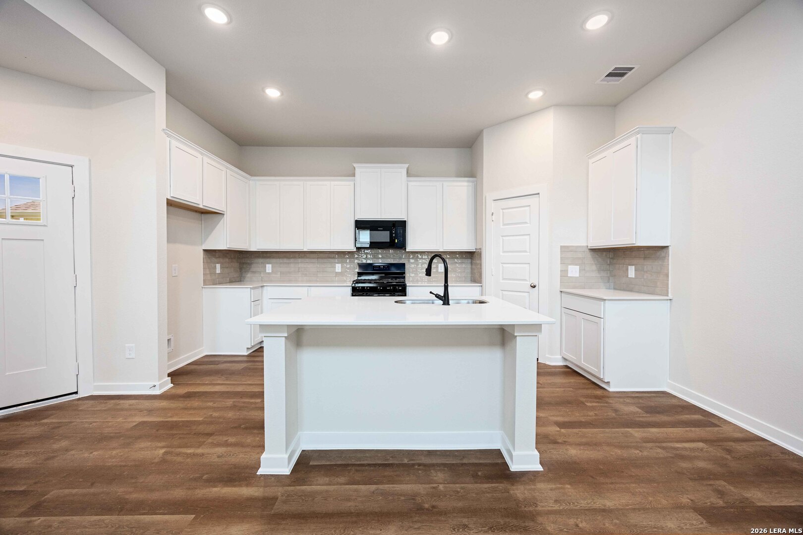 5719 Carrier Ridge San Antonio TX 78253