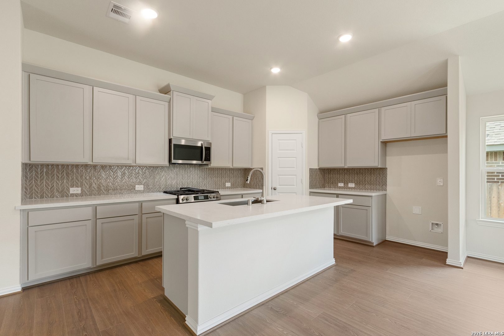 2257 Altiplano San Antonio TX 78245