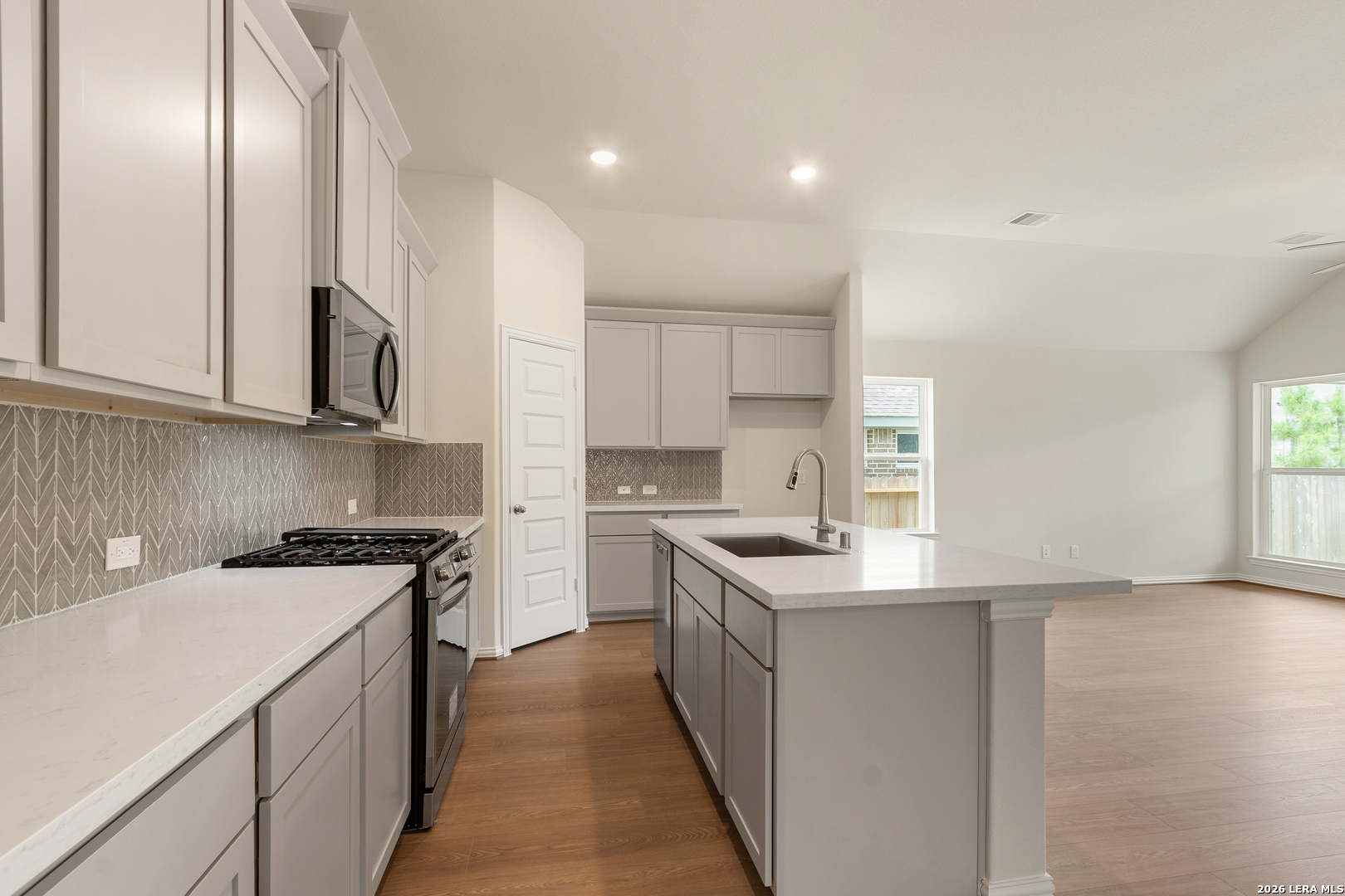 2257 Altiplano San Antonio TX 78245