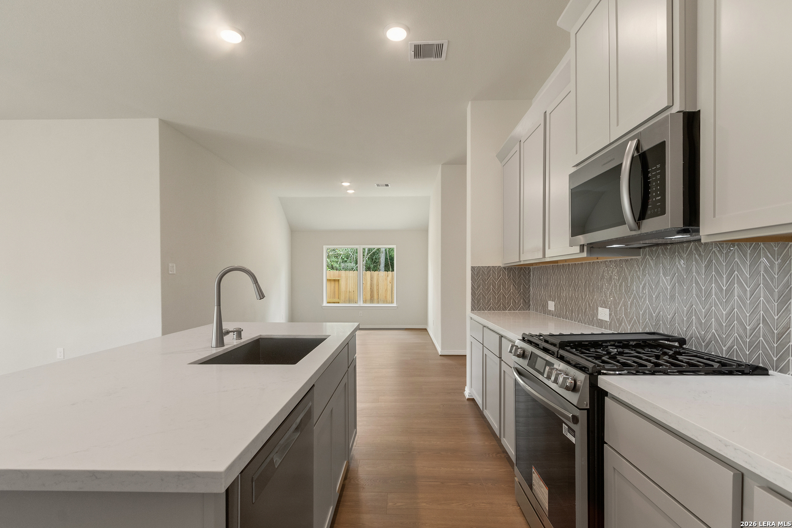 2257 Altiplano San Antonio TX 78245