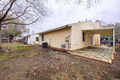 3543 Bottomless Lake San Antonio TX 78222