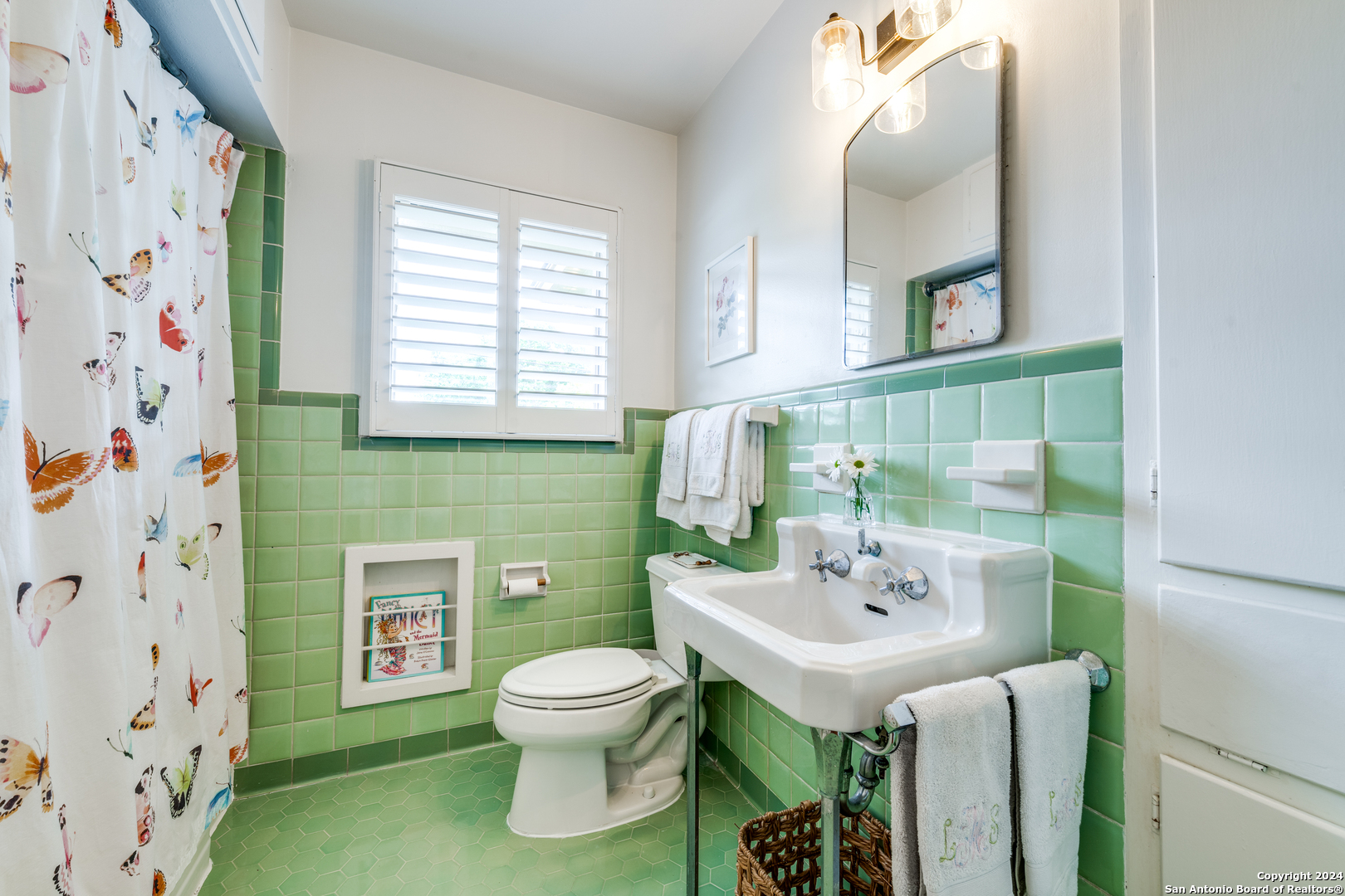 126 Knibbe Avenue San Antonio TX 78209