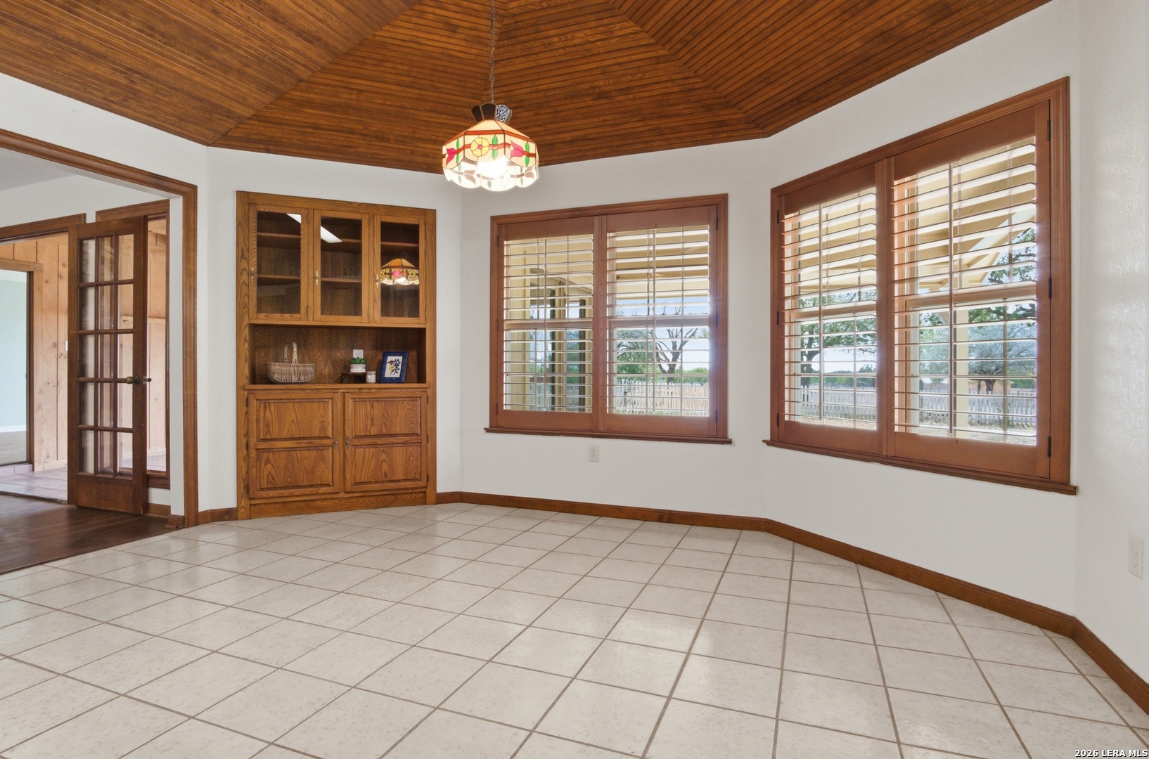 10742 New Sulphur Springs San Antonio TX 78263