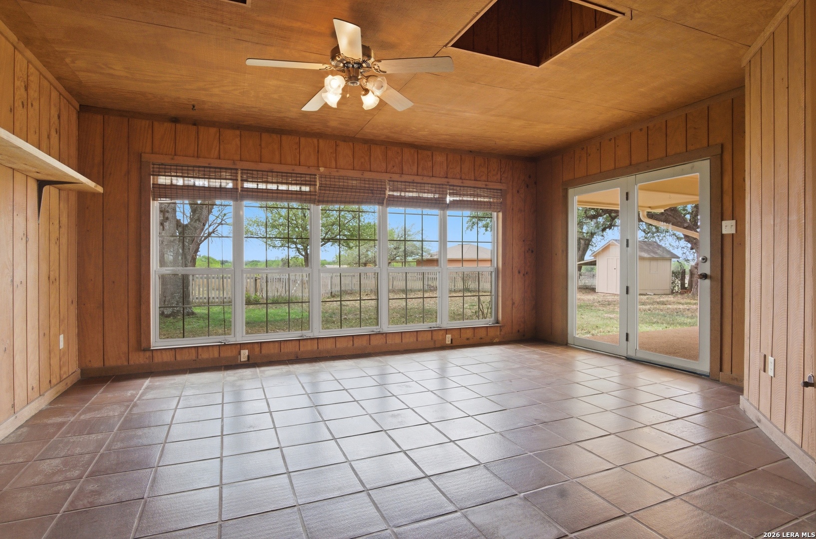 10742 New Sulphur Springs San Antonio TX 78263