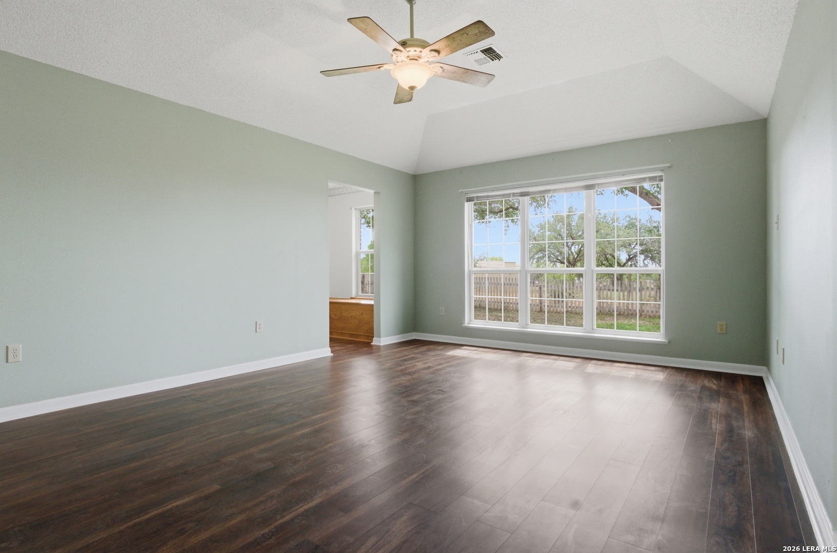 10742 New Sulphur Springs San Antonio TX 78263