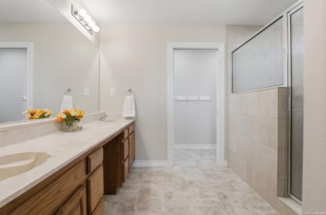 10742 New Sulphur Springs San Antonio TX 78263
