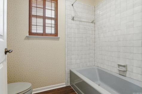 10742 New Sulphur Springs San Antonio TX 78263