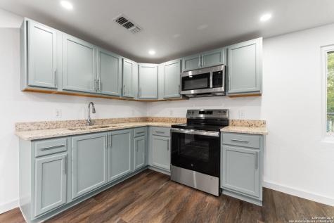 1917 San Carlos San Antonio TX 78207