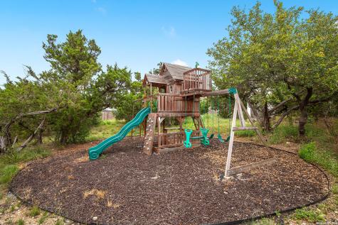27124 Highland Crest San Antonio TX 78260