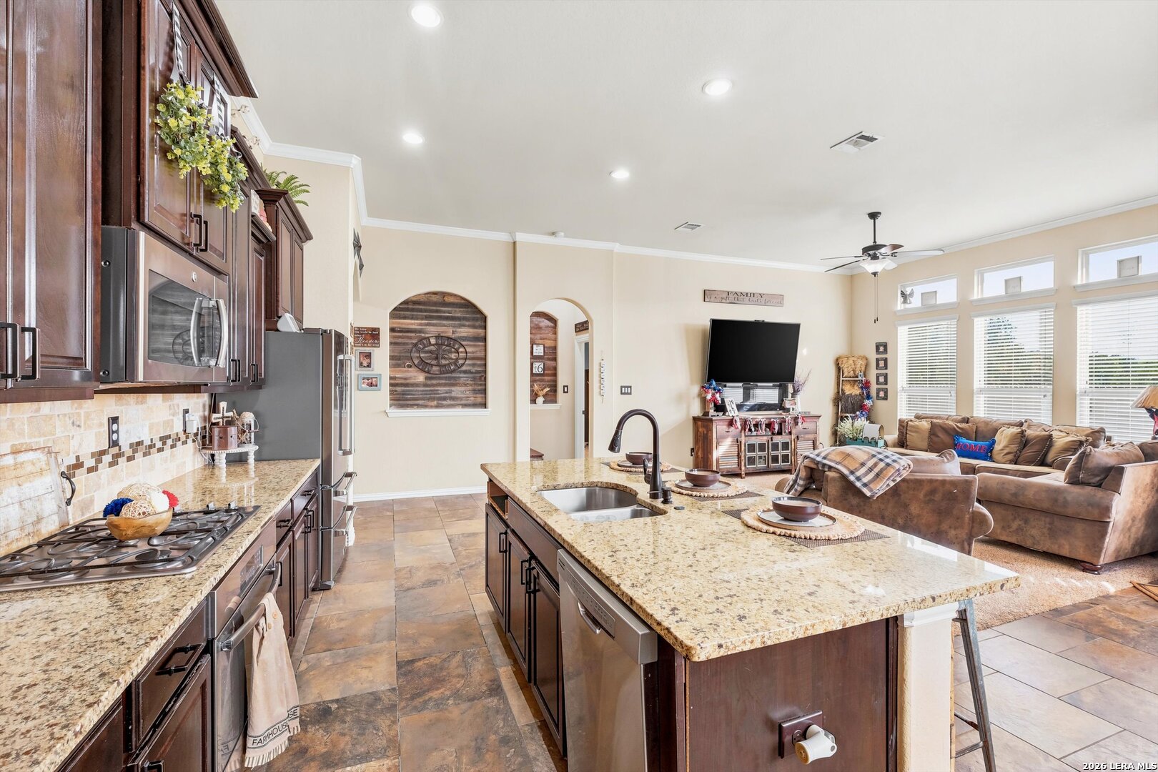 10201 Sparkle Point Schertz TX 78154