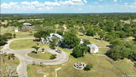 2951 Fall Creek Road Kerrville TX 78028