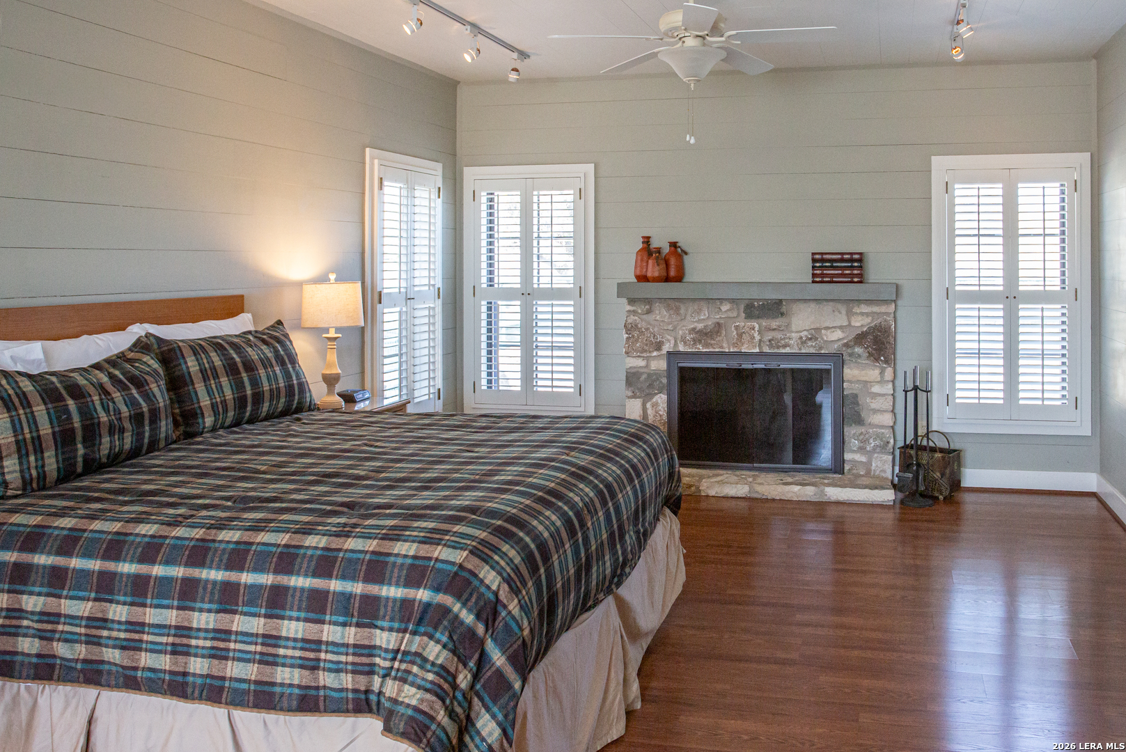 2951 Fall Creek Road Kerrville TX 78028