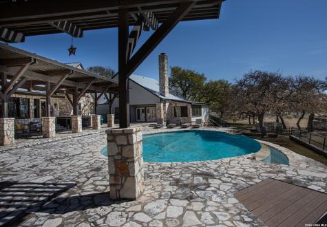 2951 Fall Creek Road Kerrville TX 78028
