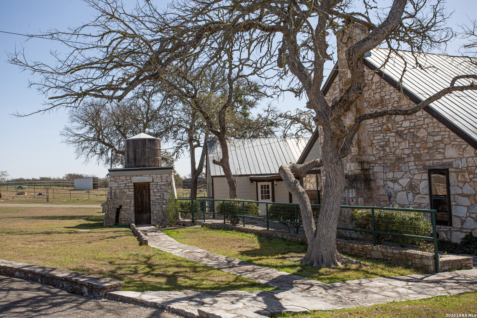 2951 Fall Creek Road Kerrville TX 78028