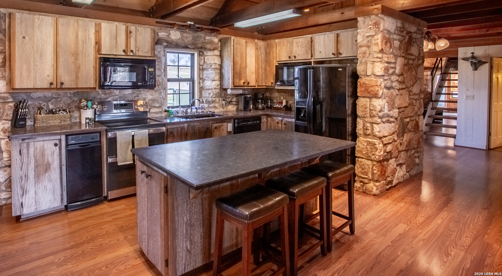 2951 Fall Creek Road Kerrville TX 78028
