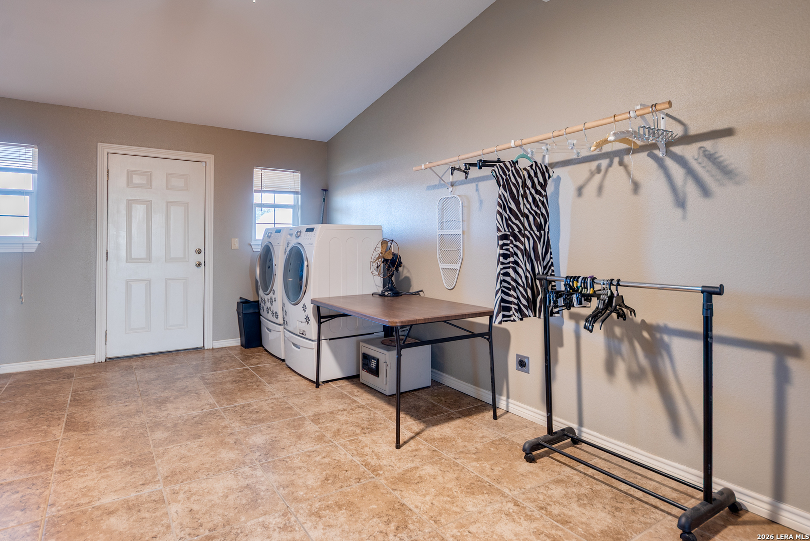 1725 Fm 2504 Poteet TX 78065