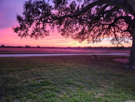 1725 Fm 2504 Poteet TX 78065