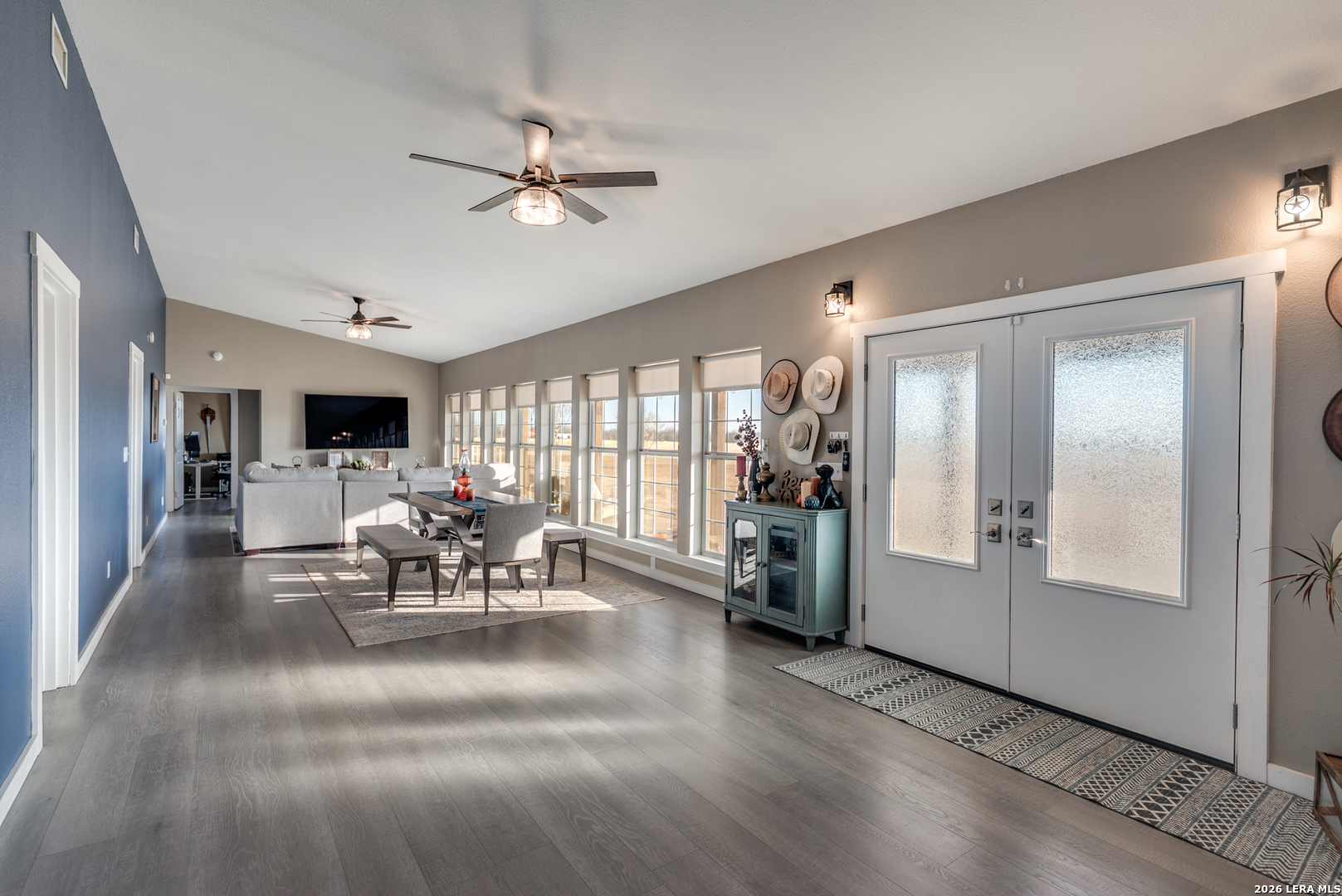 1725 Fm 2504 Poteet TX 78065