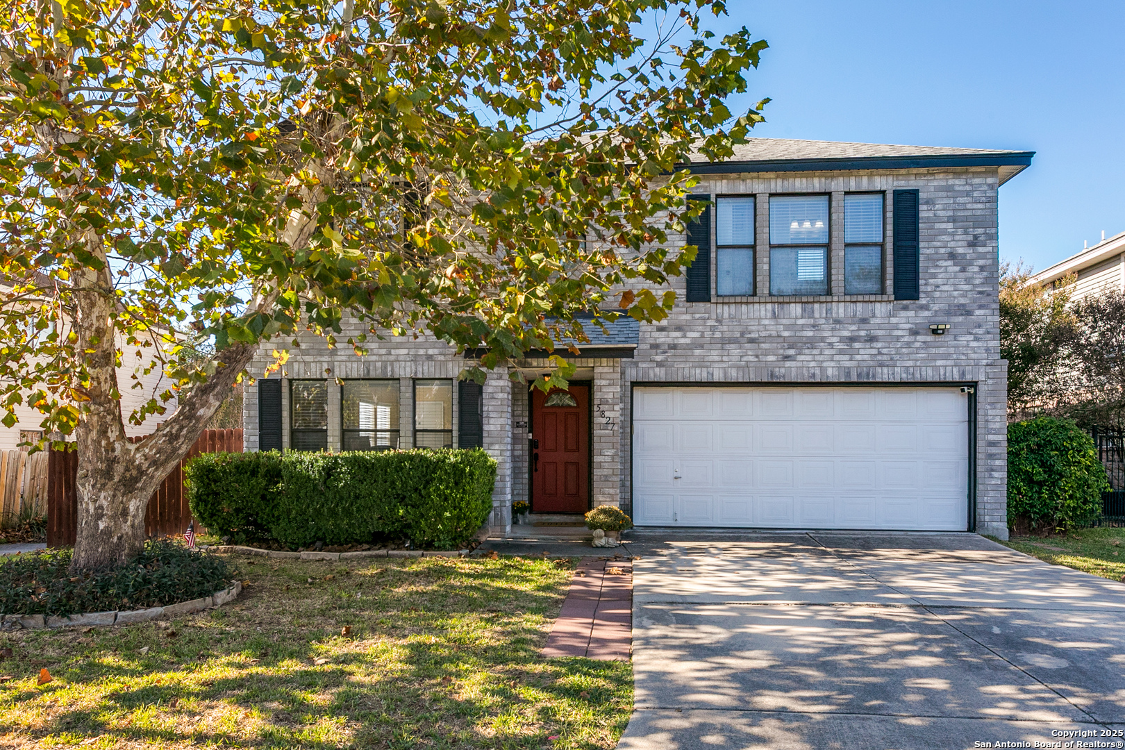 5827 Spring Pebble San Antonio TX 78247