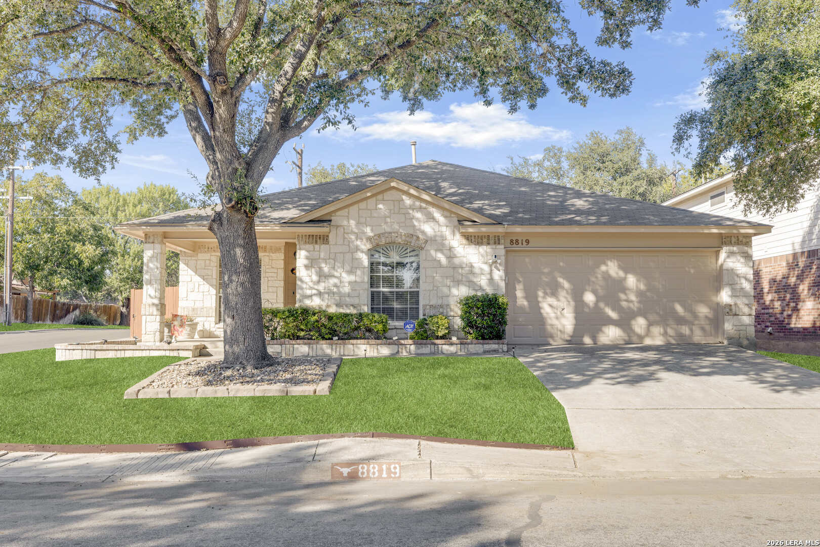 8819 Burgandy San Antonio TX 78240