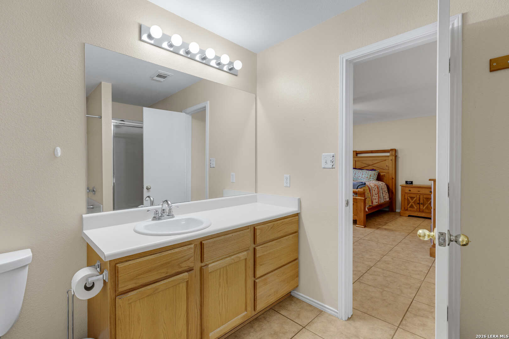 8819 Burgandy San Antonio TX 78240