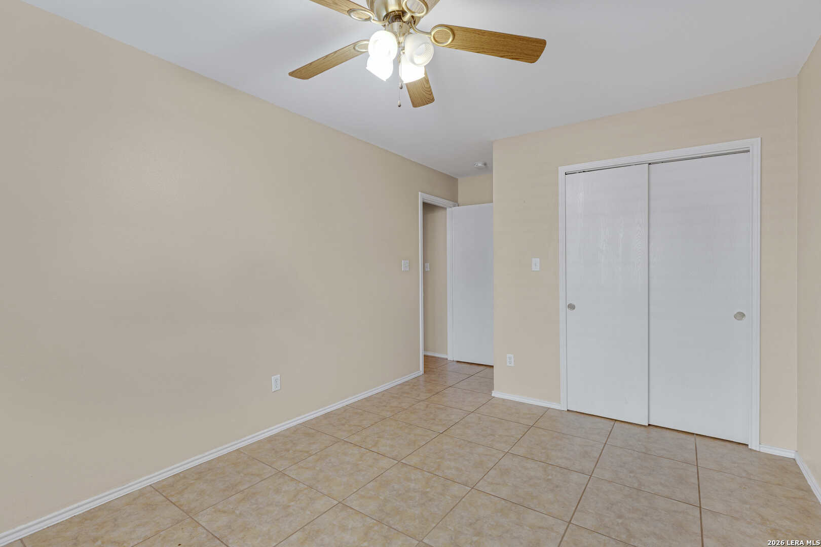 8819 Burgandy San Antonio TX 78240