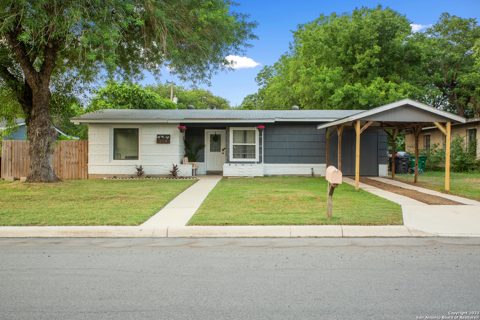 218 Blaze Avenue San Antonio TX 78218