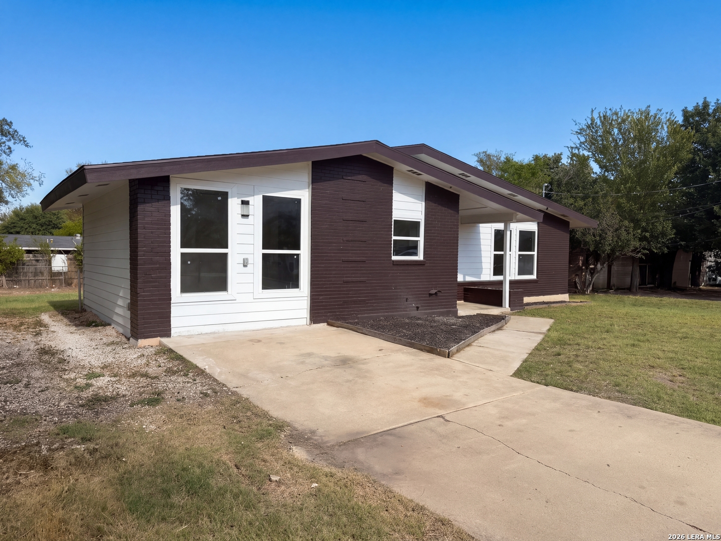 606 E Langley Boulevard Universal City TX 78148