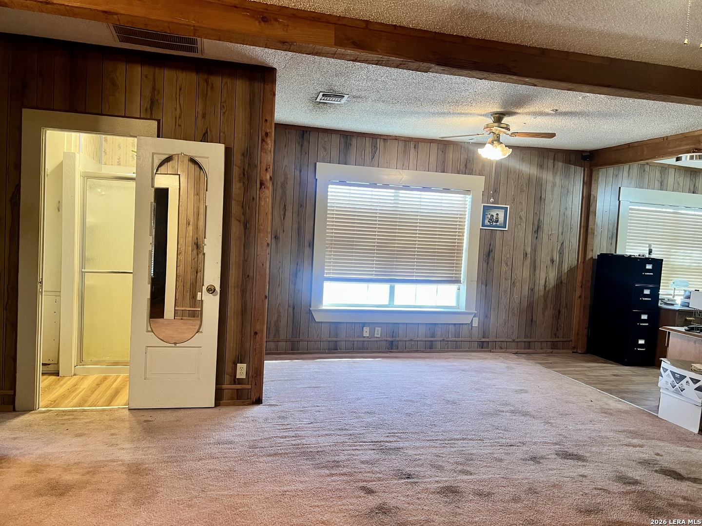 413 4th Poteet TX 78065