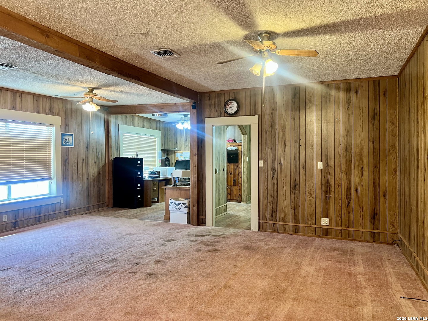413 4th Poteet TX 78065