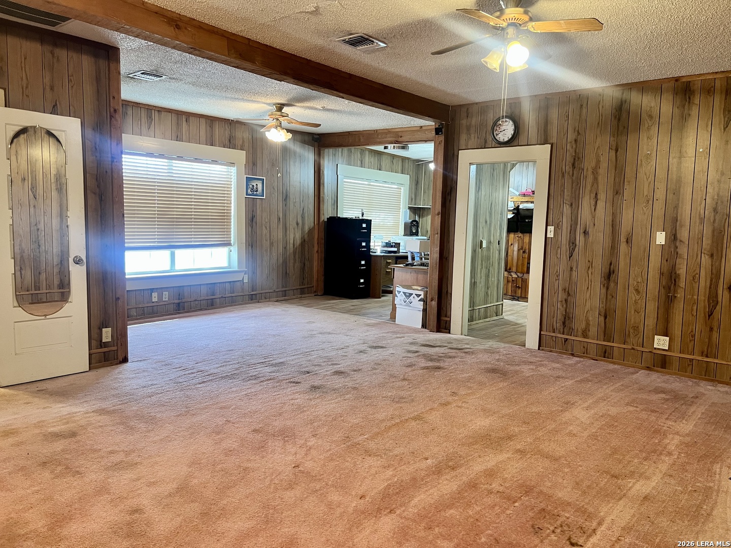 413 4th Poteet TX 78065