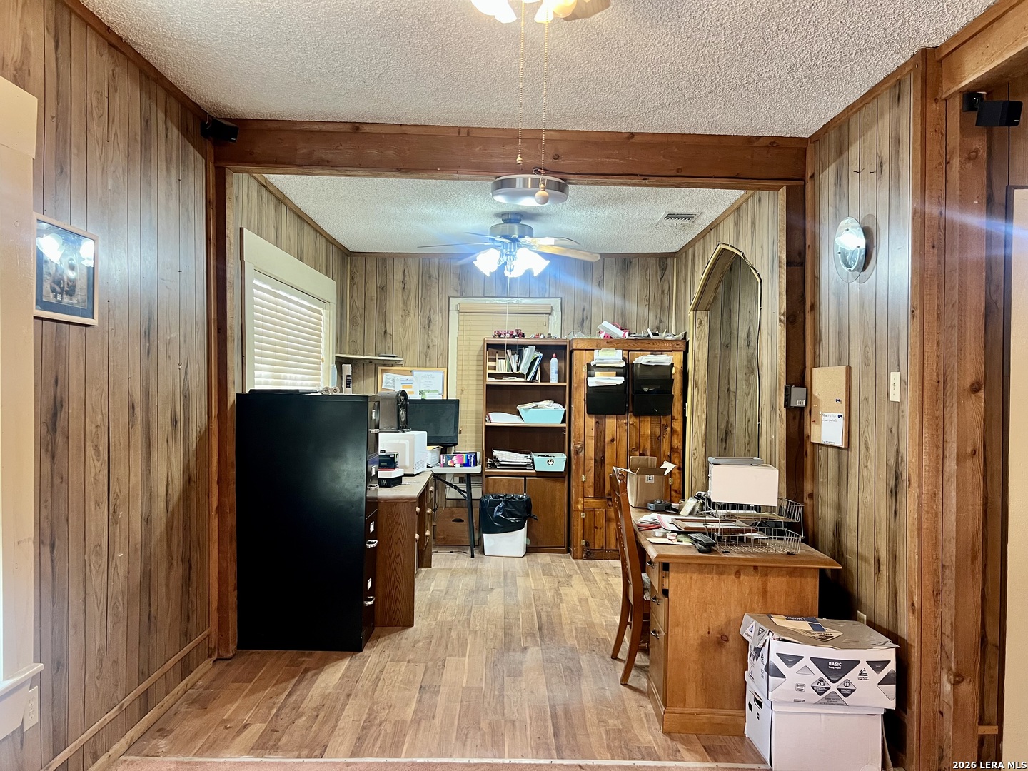 413 4th Poteet TX 78065