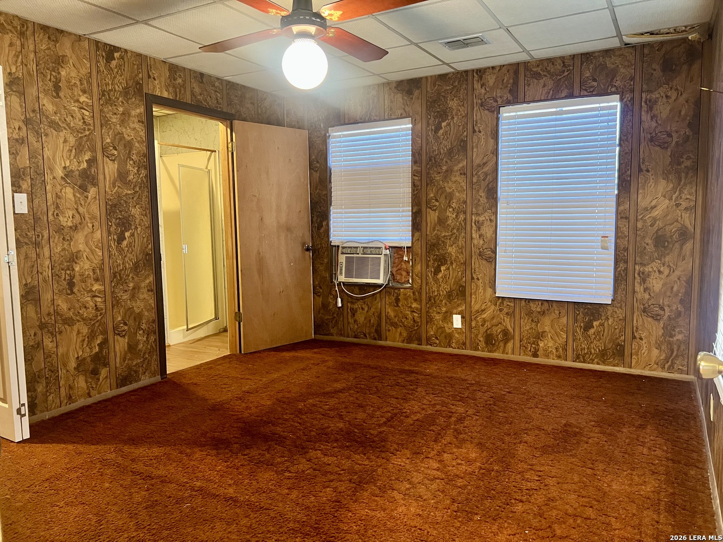 413 4th Poteet TX 78065