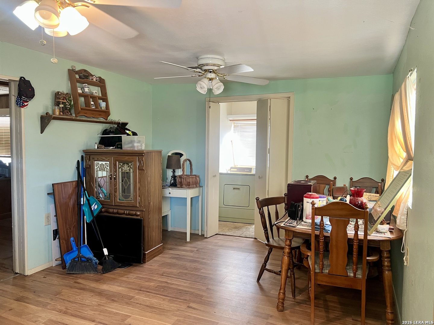 413 4th Poteet TX 78065